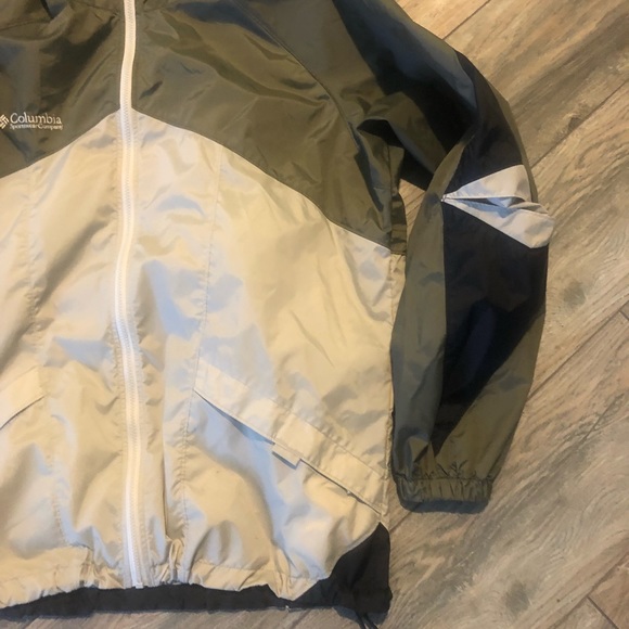Columbia Men’s Windbreaker Jacket Size Large New - Picture 4 of 8